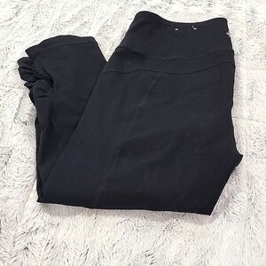 TEK GEAR CAPRI FIT PANTS. Sz. Large  H5